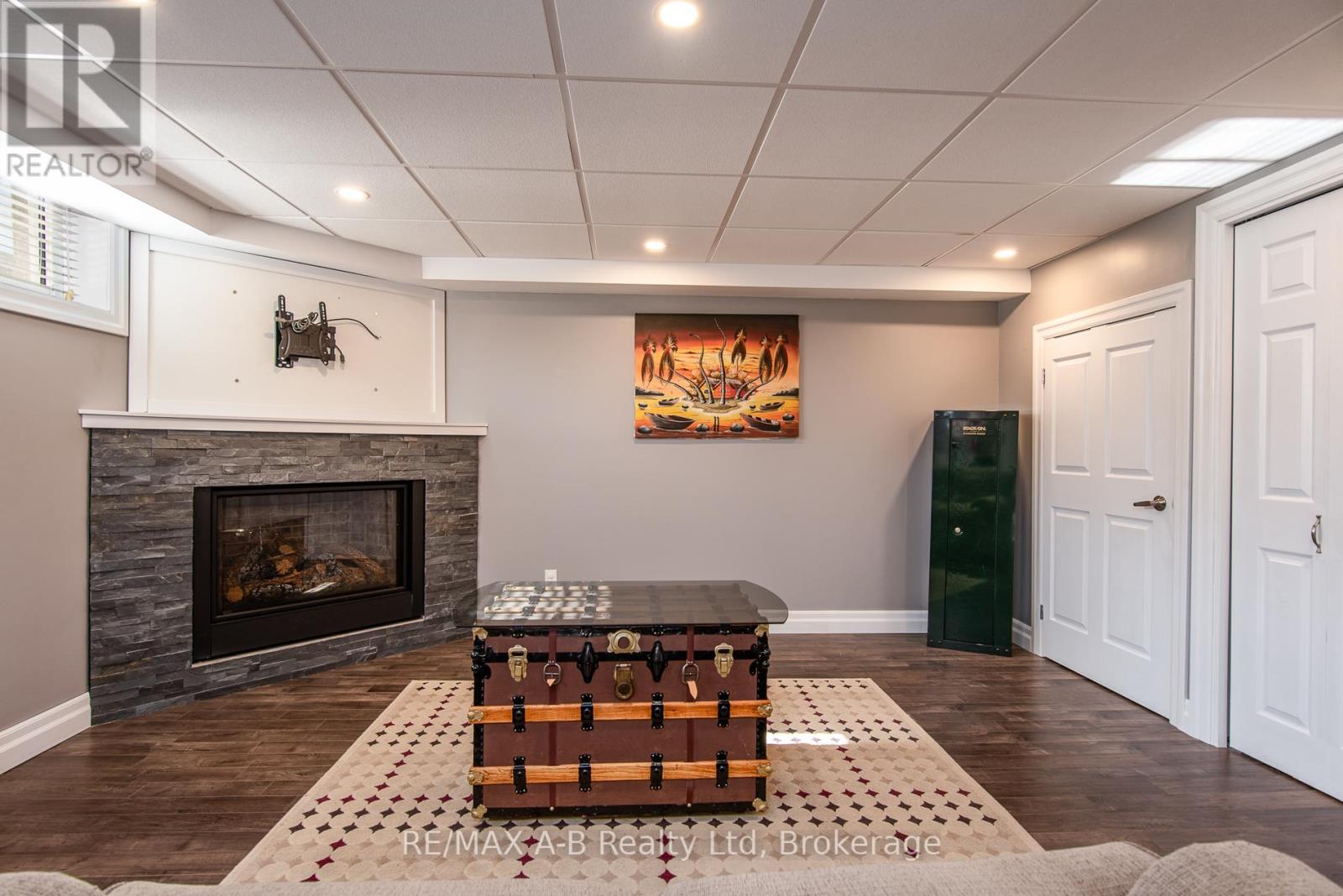 3972 Burns Street, Perth East, Ontario  N0B 2P0 - Photo 40 - X12487097