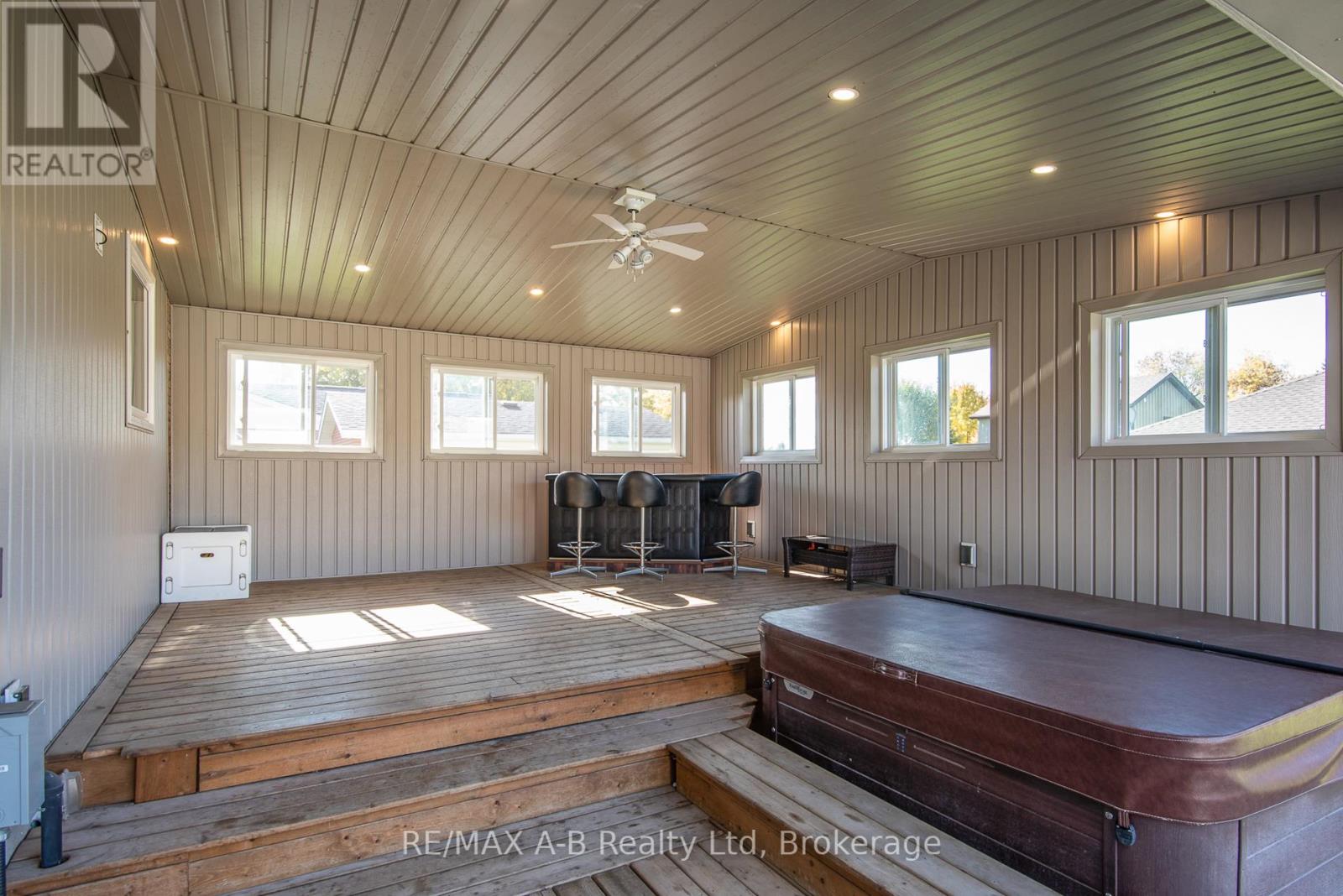 3972 Burns Street, Perth East, Ontario  N0B 2P0 - Photo 8 - X12487097