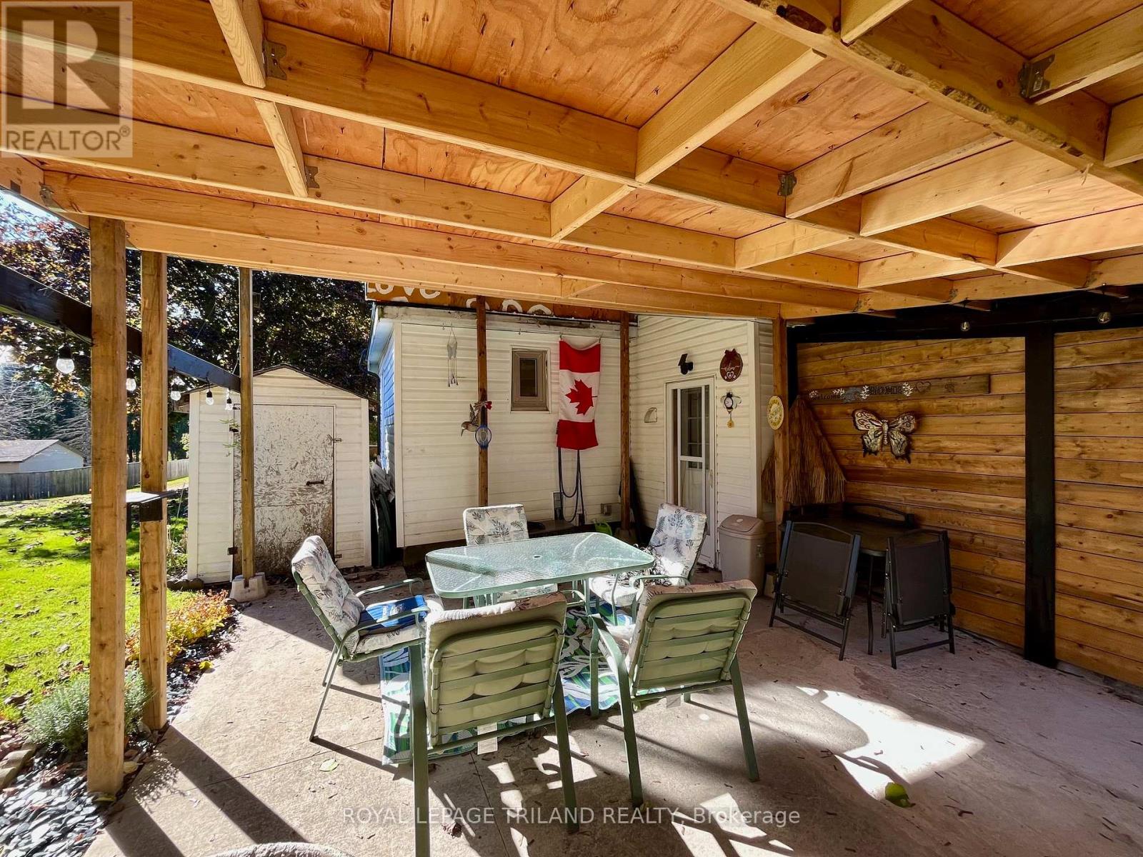 21866 Hagerty Road, Southwest Middlesex, Ontario  N0L 2N0 - Photo 21 - X12487092