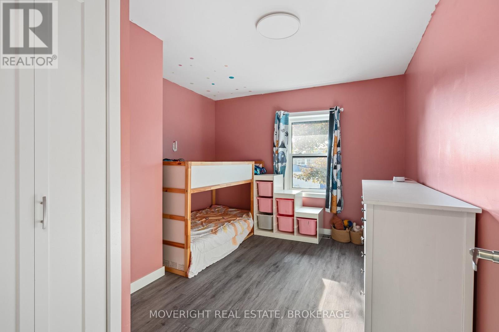 331 Fielden Avenue, Port Colborne (Sugarloaf), Ontario  L3K 4T8 - Photo 24 - X12487099