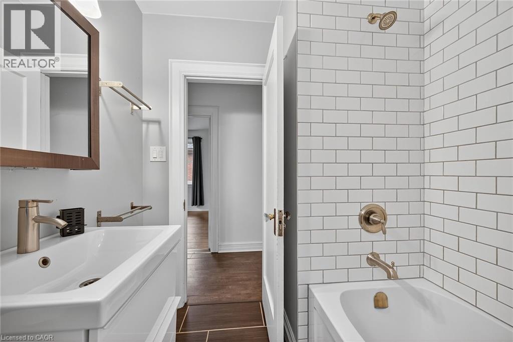 76 Wycliffe Avenue, Hamilton, Ontario  L9A 1E1 - Photo 20 - 40781952