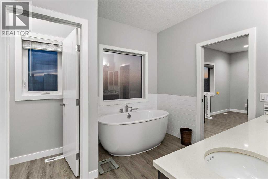 562 Silverado Boulevard Sw, Calgary, Alberta  T2X 3Z2 - Photo 34 - A2253647