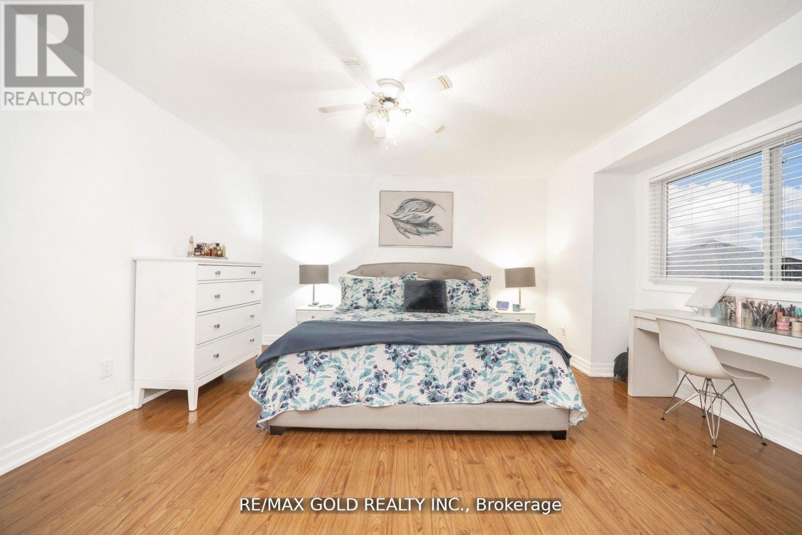 36 Roxton Crescent N, Brampton, Ontario  L7A 2A9 - Photo 13 - W12475106