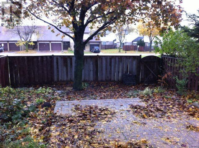 75 - 23 Queenslea Drive, Hamilton, Ontario  L8W 1T7 - Photo 4 - X12485826