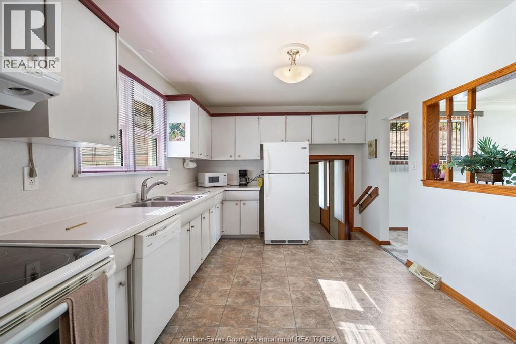 955 Scofield, Windsor, Ontario  N9G 1L6 - Photo 5 - 25027310