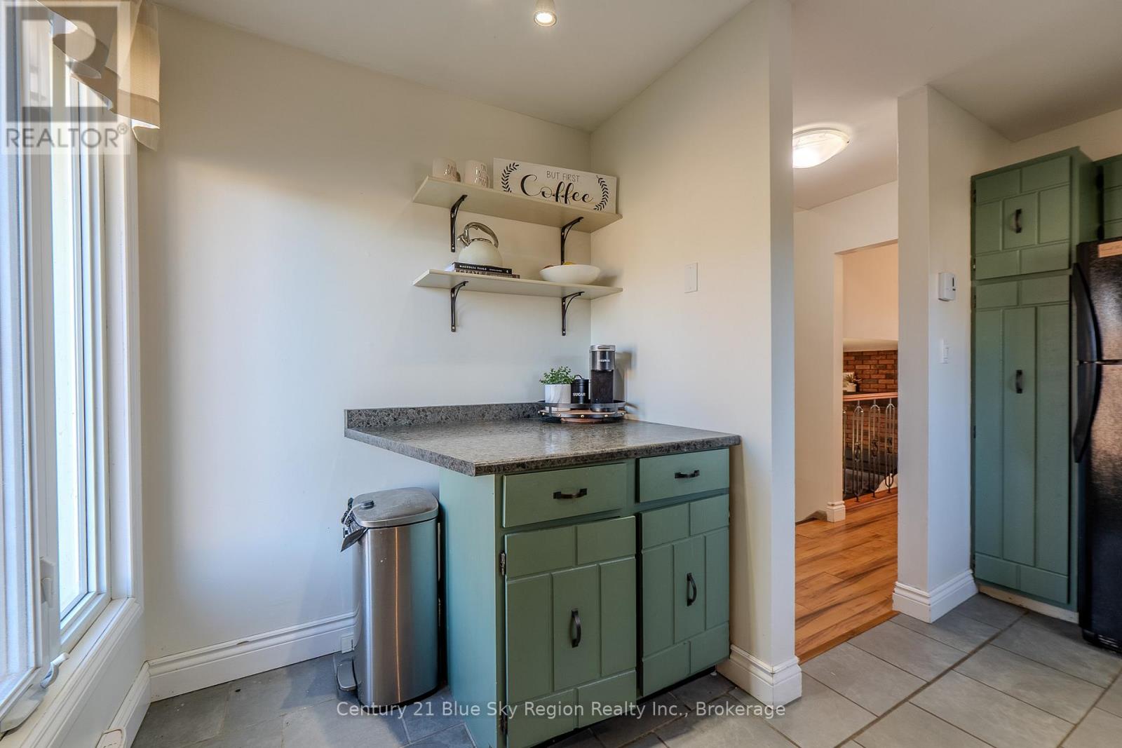 23 Lovell Avenue, North Bay (Ferris), Ontario  P1A 3R7 - Photo 19 - X12487149