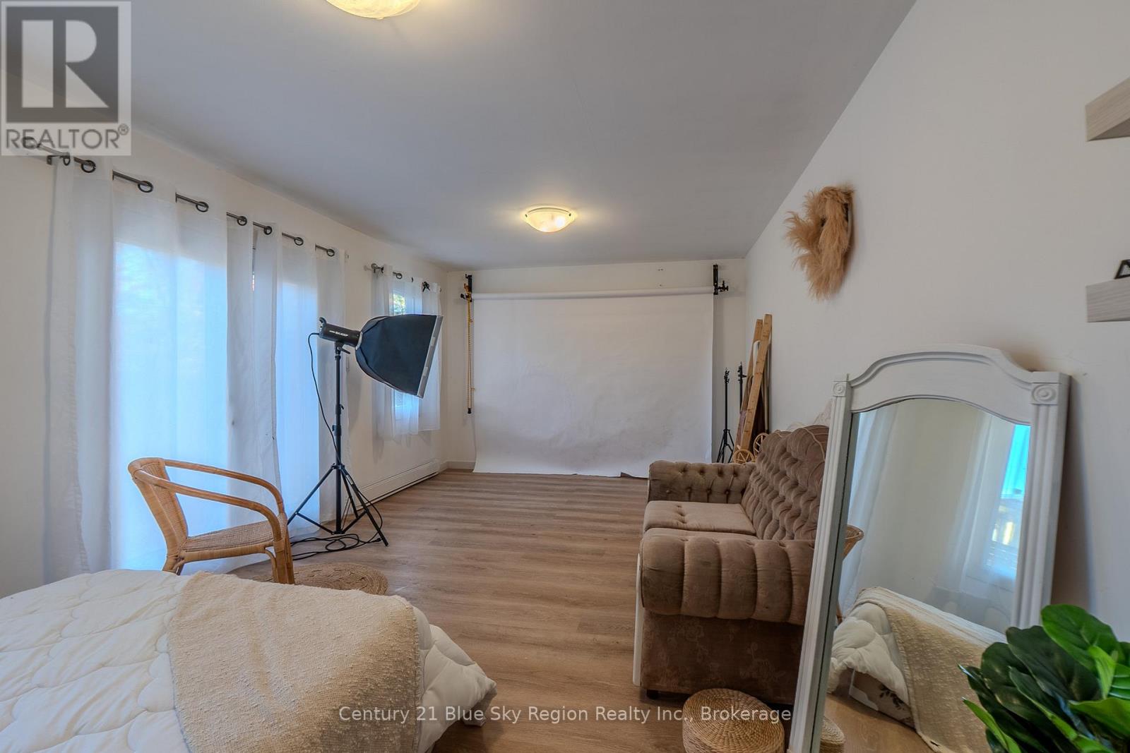 23 Lovell Avenue, North Bay (Ferris), Ontario  P1A 3R7 - Photo 36 - X12487149