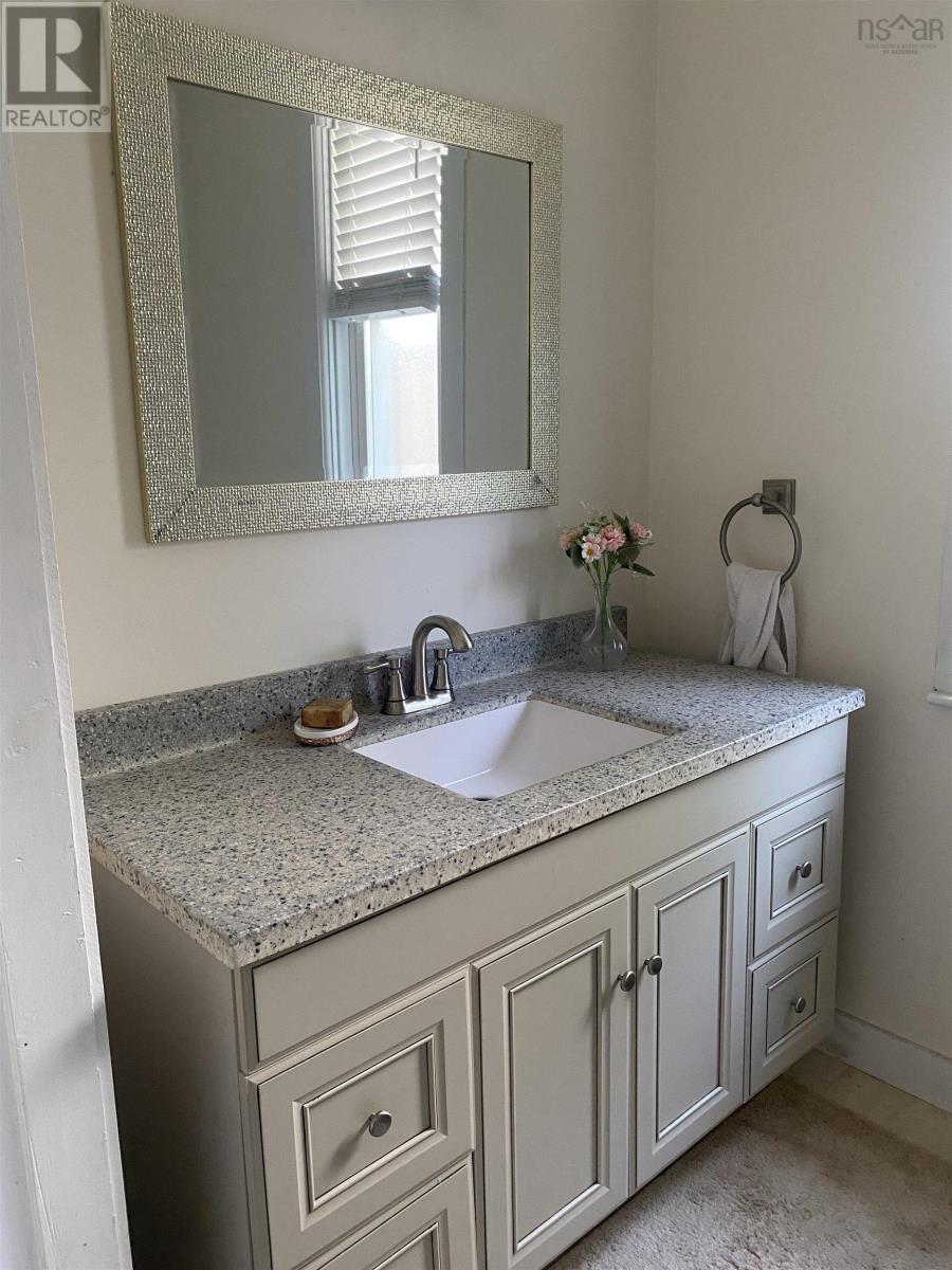 441 Main Street, Liverpool, Nova Scotia  B0T 1K0 - Photo 22 - 202517916