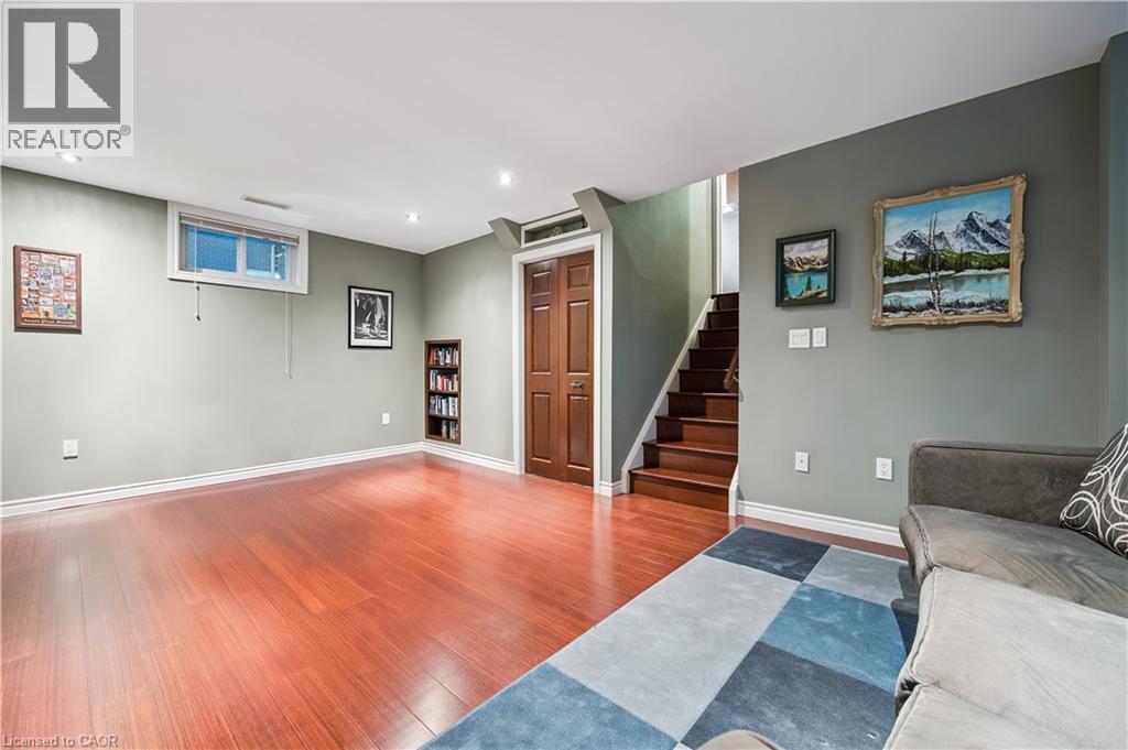 287 Villa Place, Waterloo, Ontario  N2J 3X6 - Photo 33 - 40782329