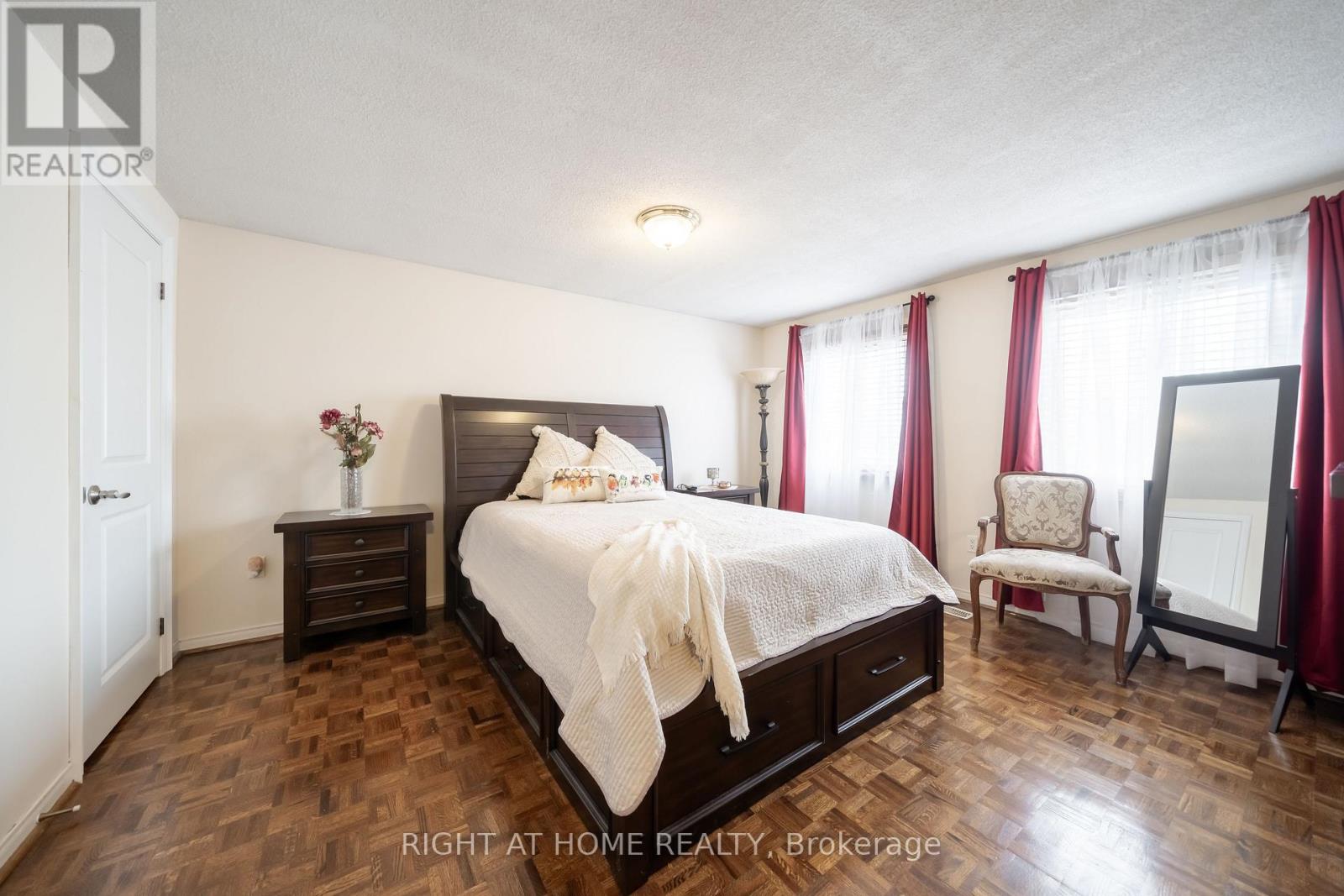 259 Tall Grass Trail, Vaughan, Ontario  L4L 3P7 - Photo 25 - N12440489