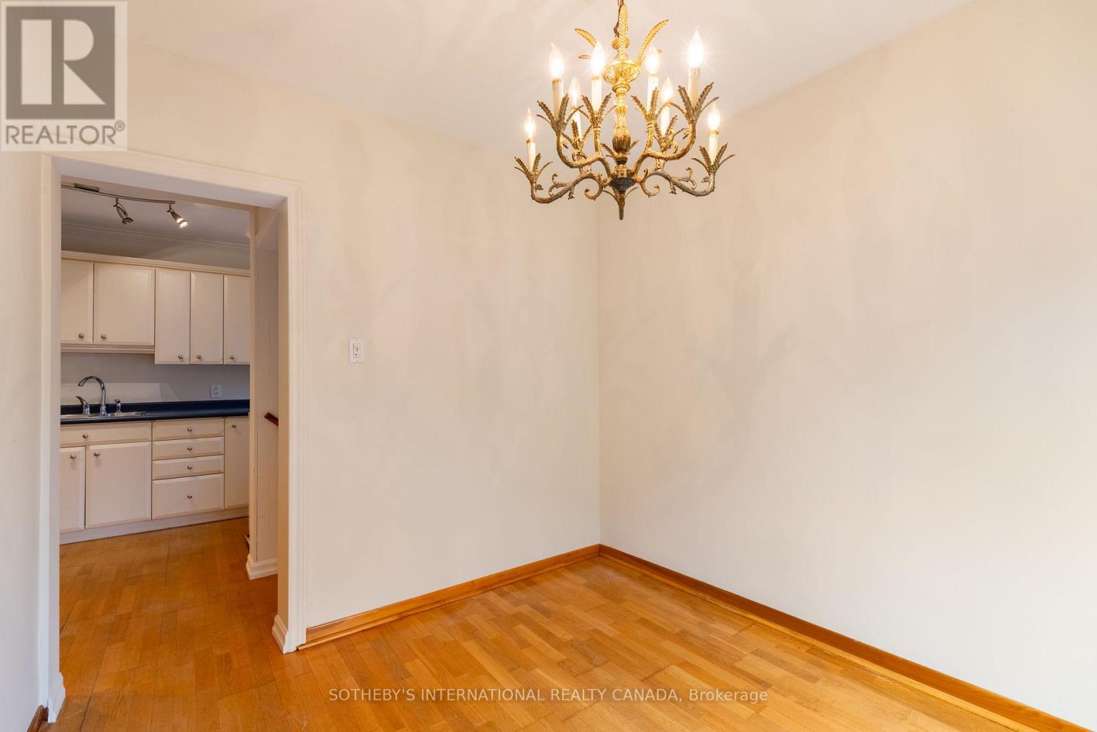 123 Redwater Drive, Toronto, Ontario  M9W 2A3 - Photo 24 - W12487096