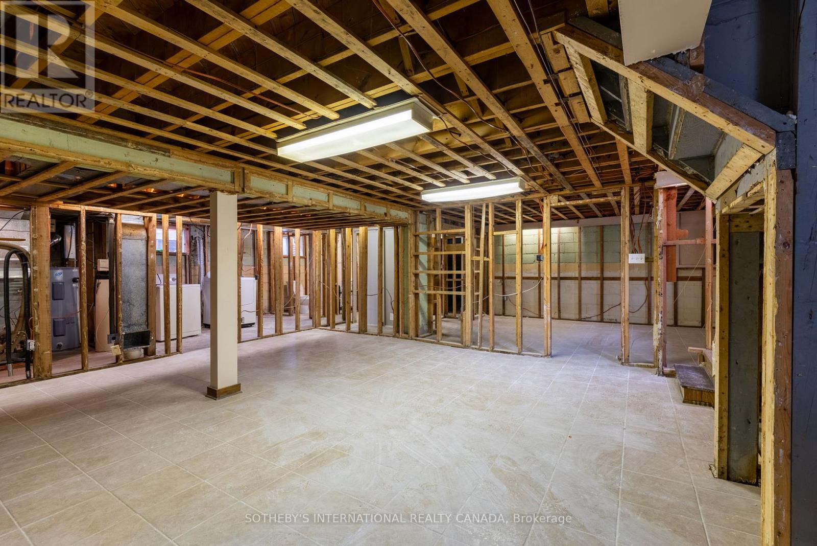 123 Redwater Drive, Toronto, Ontario  M9W 2A3 - Photo 25 - W12487096