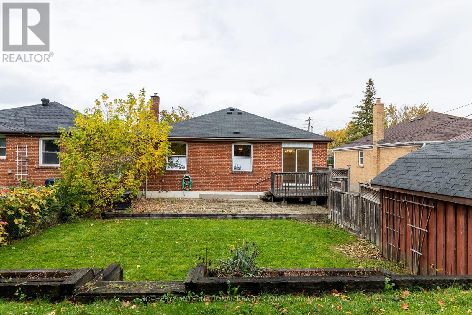 123 Redwater Drive, Toronto, Ontario  M9W 2A3 - Photo 38 - W12487096