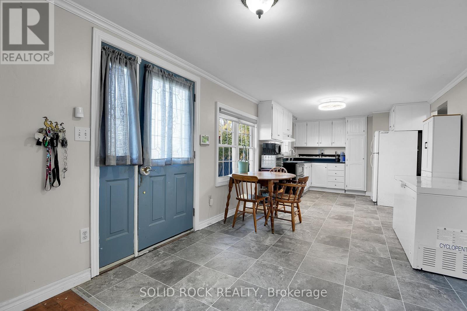 11904 County Road 18 Road, South Dundas, Ontario  K0C 2H0 - Photo 9 - X12481149