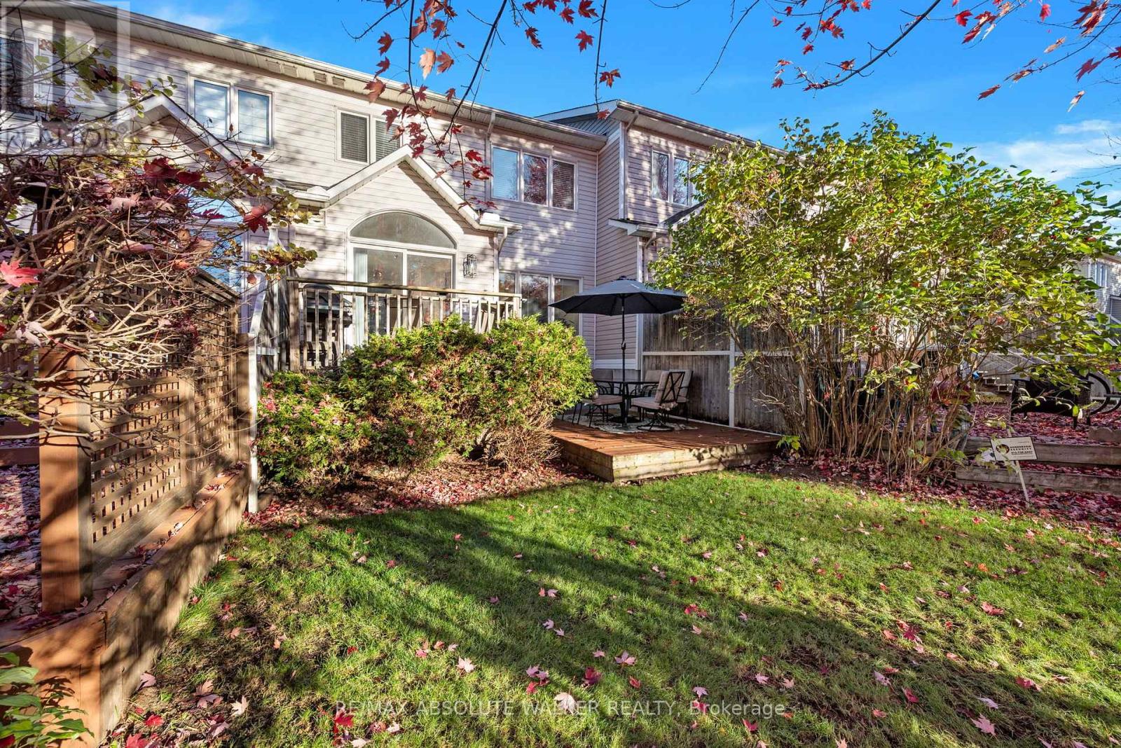 126 Forestcrest Street, Ottawa, Ontario  K1C 7R3 - Photo 38 - X12487113