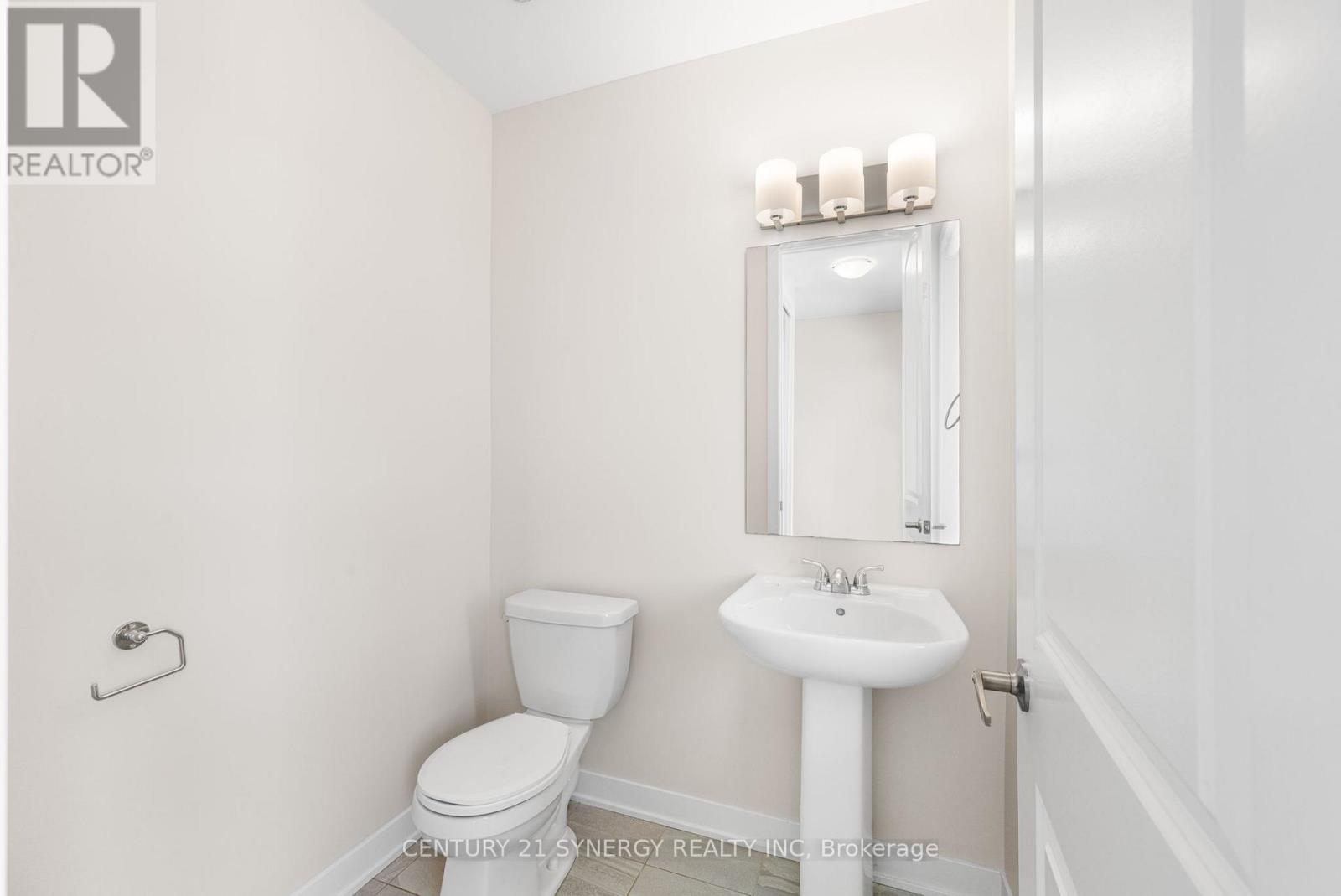 617 Chillerton Drive, Ottawa, Ontario  K2J 6X8 - Photo 5 - X12487119