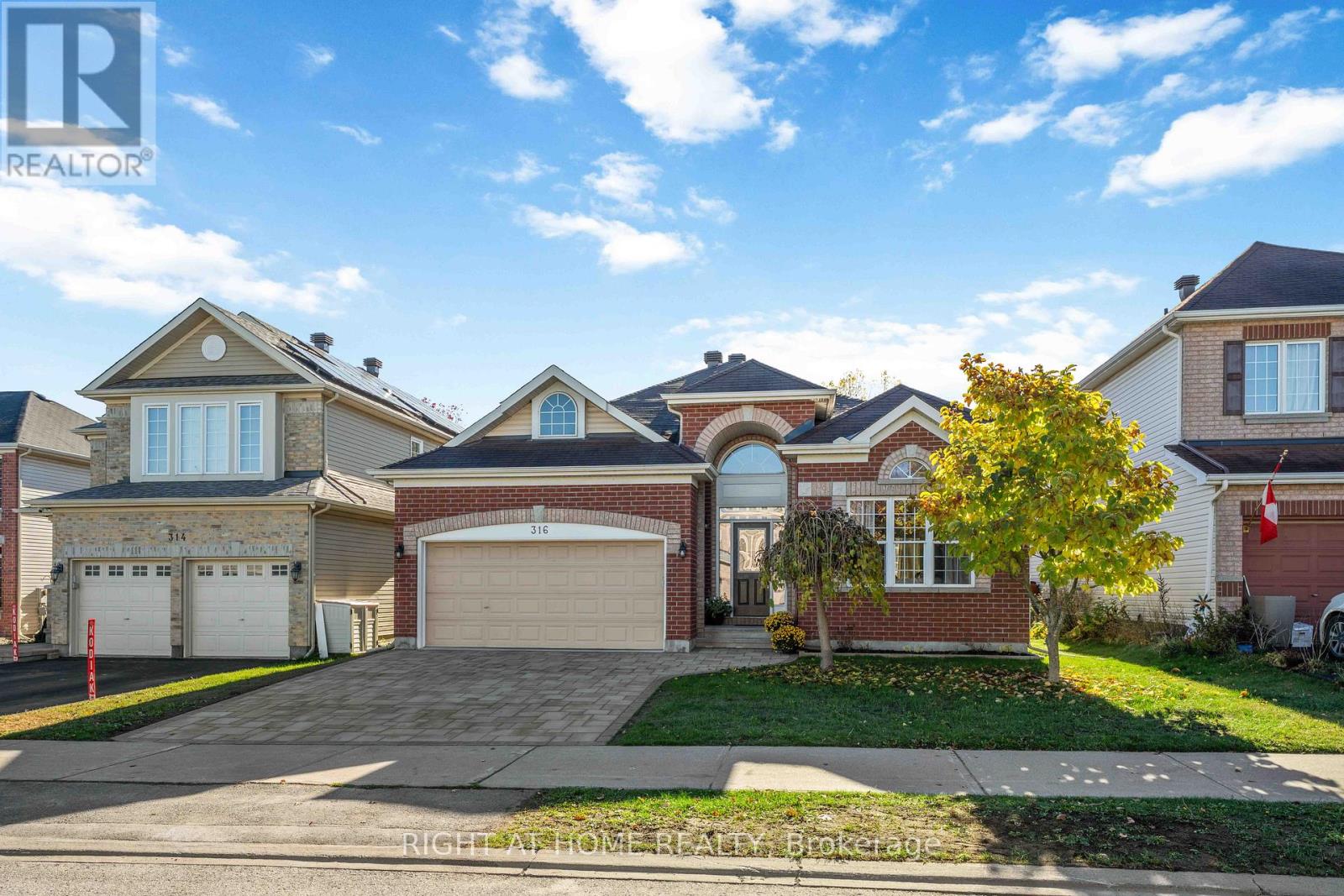 316 MAXWELL BRIDGE ROAD, Ottawa, Ontario