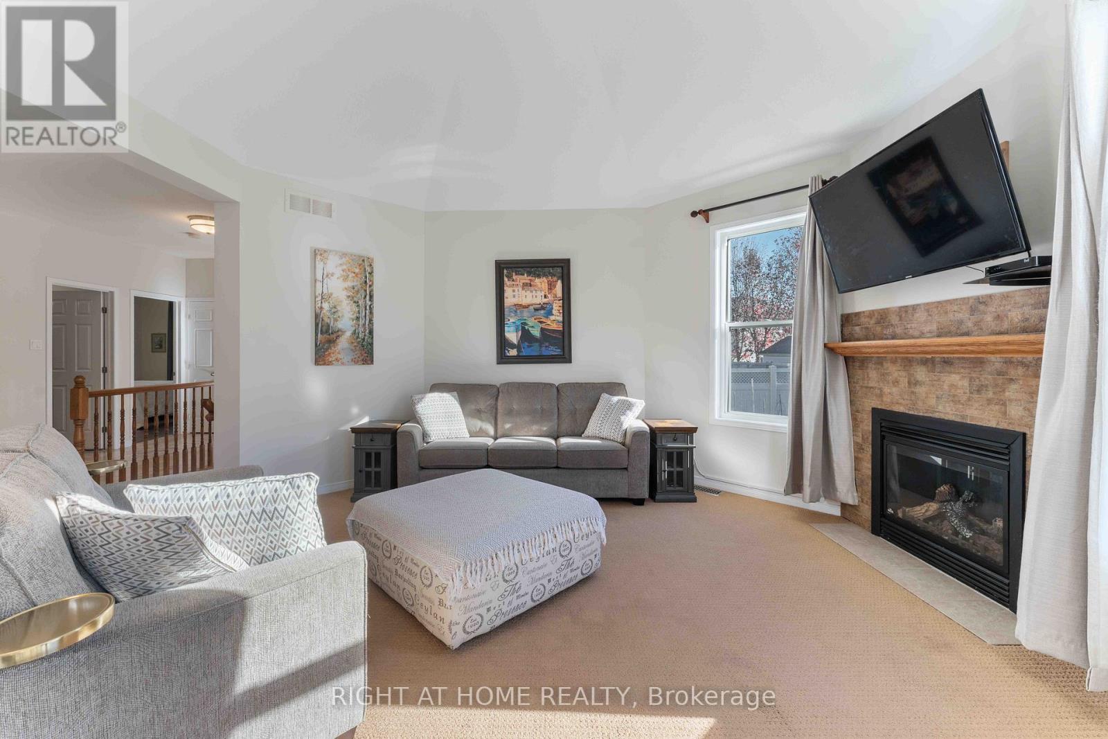 316 Maxwell Bridge Road, Ottawa, Ontario  K2W 0A5 - Photo 20 - X12487144