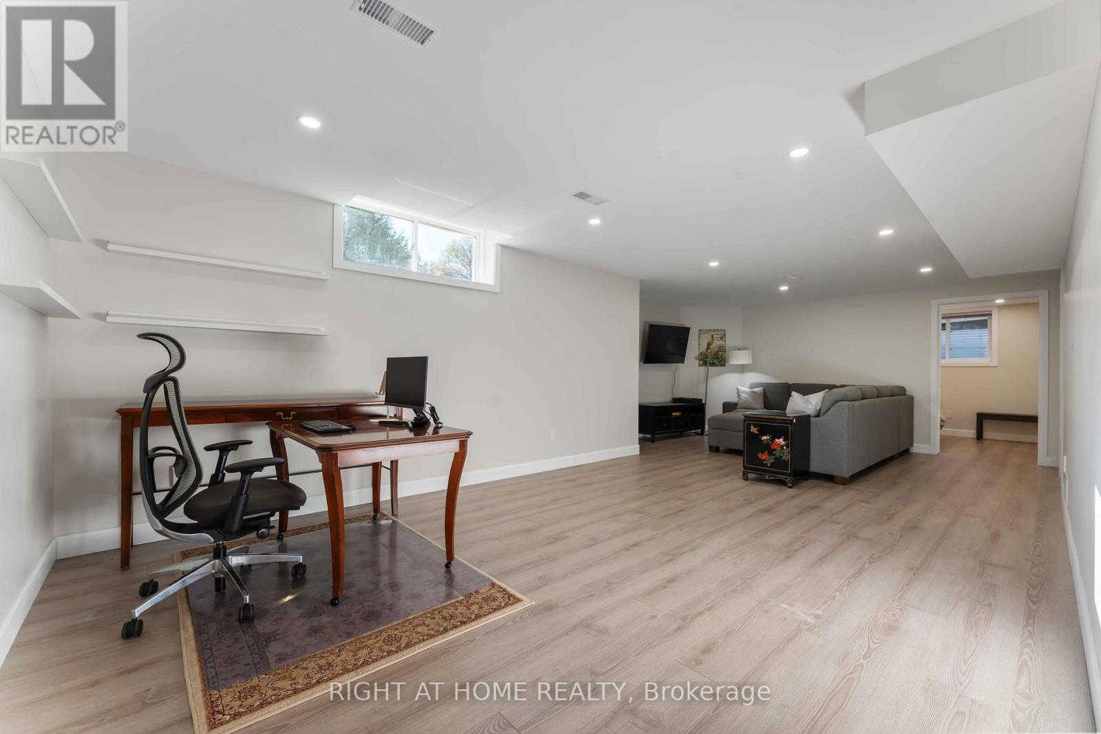 316 Maxwell Bridge Road, Ottawa, Ontario  K2W 0A5 - Photo 30 - X12487144