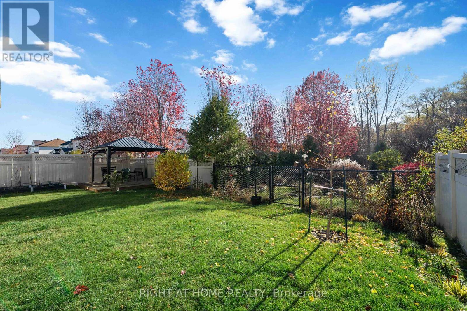 316 Maxwell Bridge Road, Ottawa, Ontario  K2W 0A5 - Photo 36 - X12487144