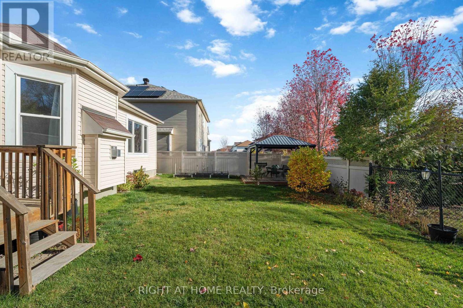 316 Maxwell Bridge Road, Ottawa, Ontario  K2W 0A5 - Photo 37 - X12487144