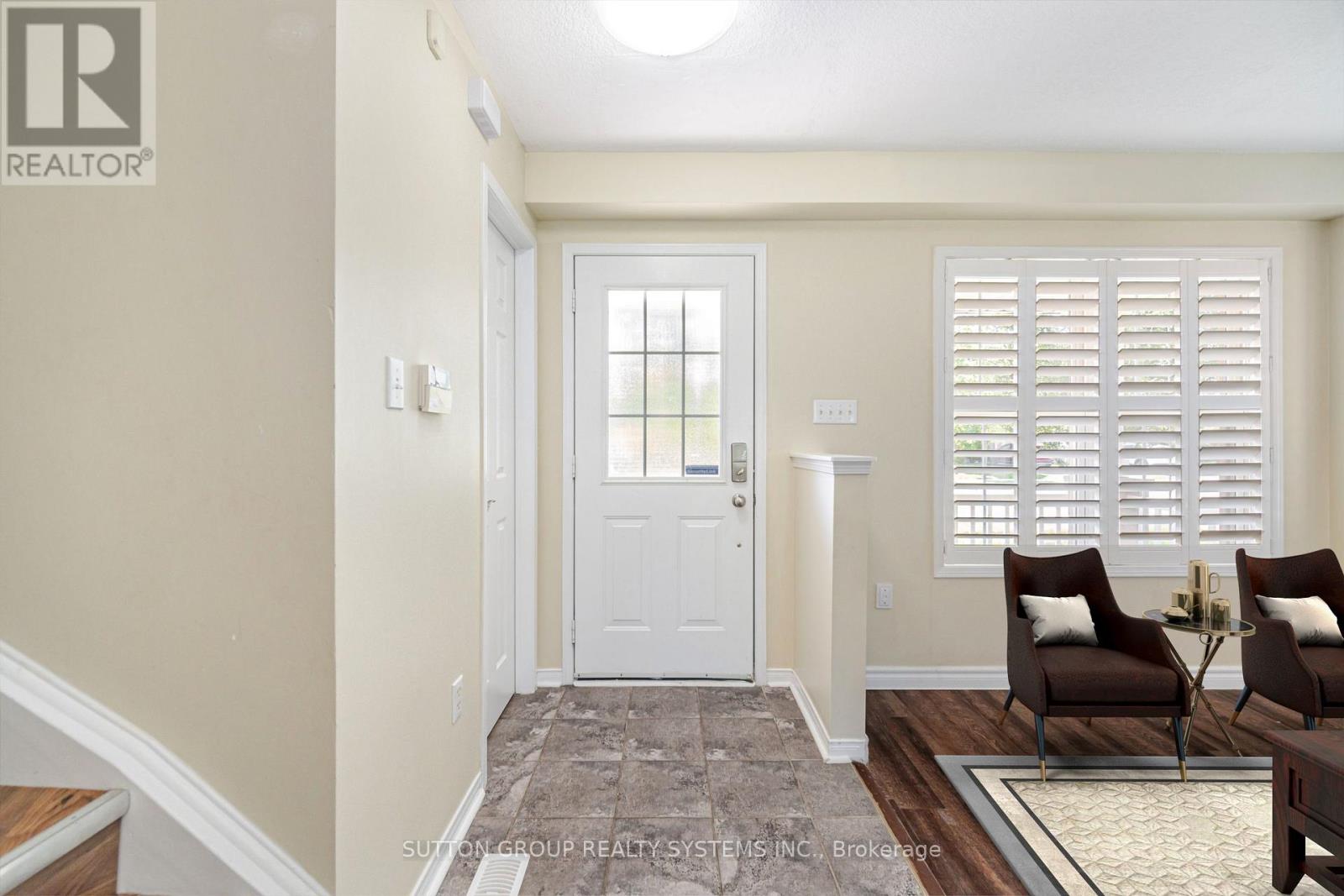 Upper - 148 Osborn Avenue, Brantford, Ontario  N3T 6S1 - Photo 2 - X12487100