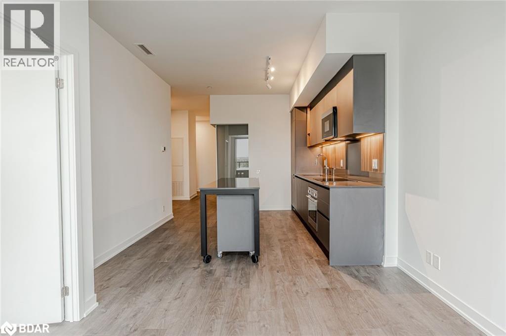 39 Mary Street Unit# 1001, Barrie, Ontario  L4N 1S9 - Photo 3 - 40783981