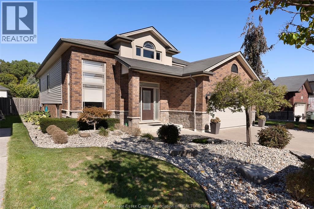 535 Dunn Avenue, Lasalle, Ontario  N9J 0A4 - Photo 2 - 25027438