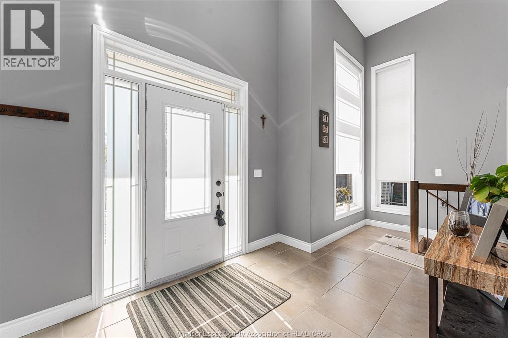 535 Dunn Avenue, Lasalle, Ontario  N9J 0A4 - Photo 6 - 25027438