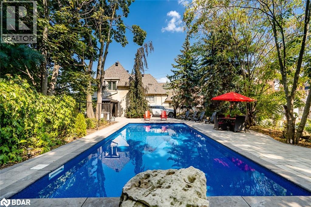 60 High Street, Barrie, Ontario  L4N 1W4 - Photo 2 - 40781938