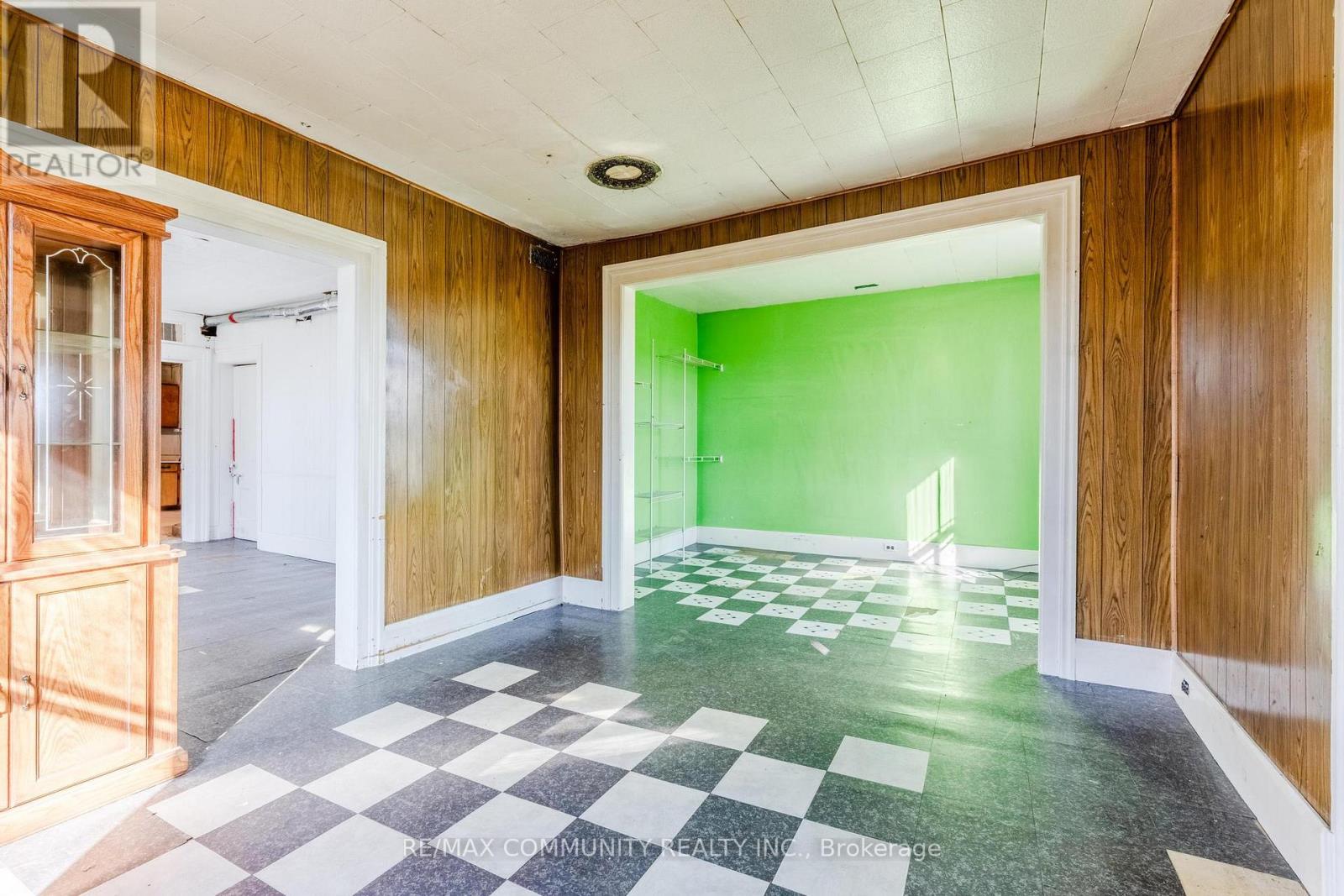 754 Porter Road, Kawartha Lakes, Ontario  L0A 1K0 - Photo 13 - X12405917