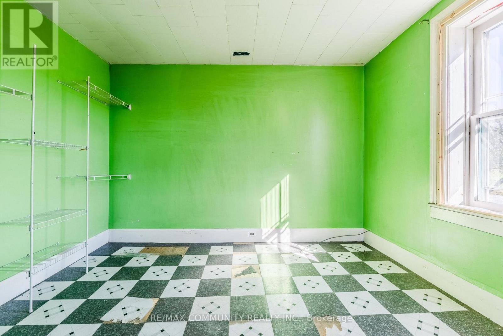 754 Porter Road, Kawartha Lakes, Ontario  L0A 1K0 - Photo 10 - X12405917