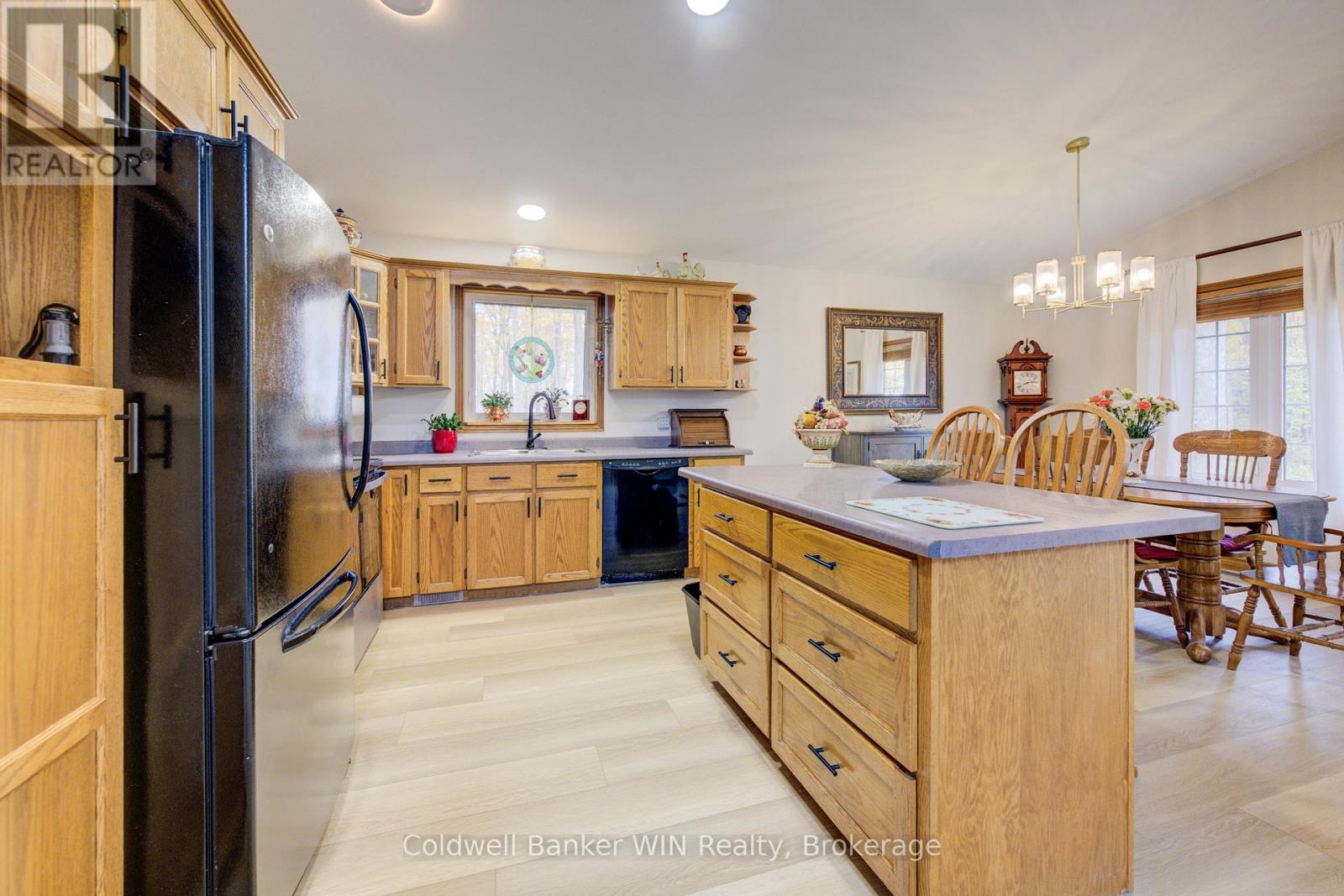 412112 Southgate Side Rd 41, Southgate, Ontario  N0G 2A0 - Photo 11 - X12487126