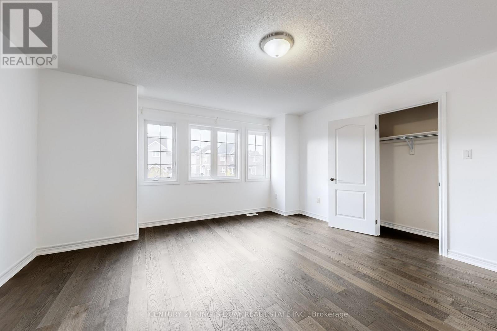 220 Karl Rose Trail, Newmarket, Ontario  L3X 3J3 - Photo 29 - N12483877