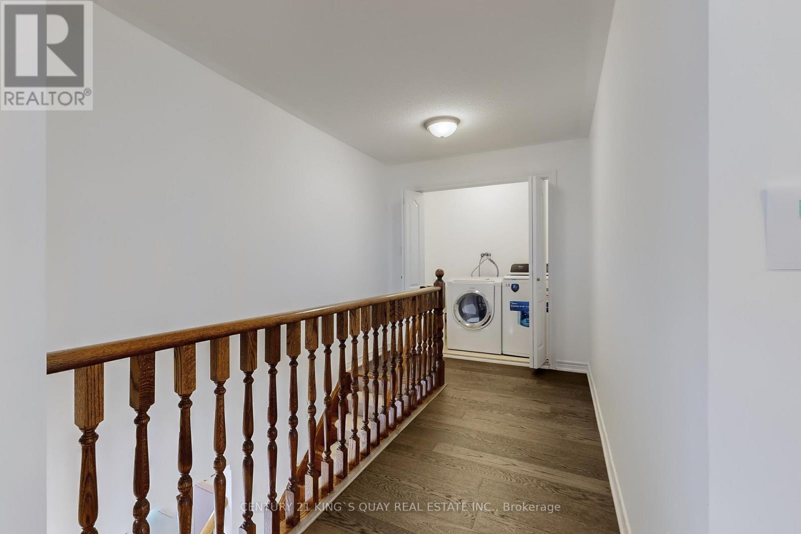 220 Karl Rose Trail, Newmarket, Ontario  L3X 3J3 - Photo 21 - N12483877