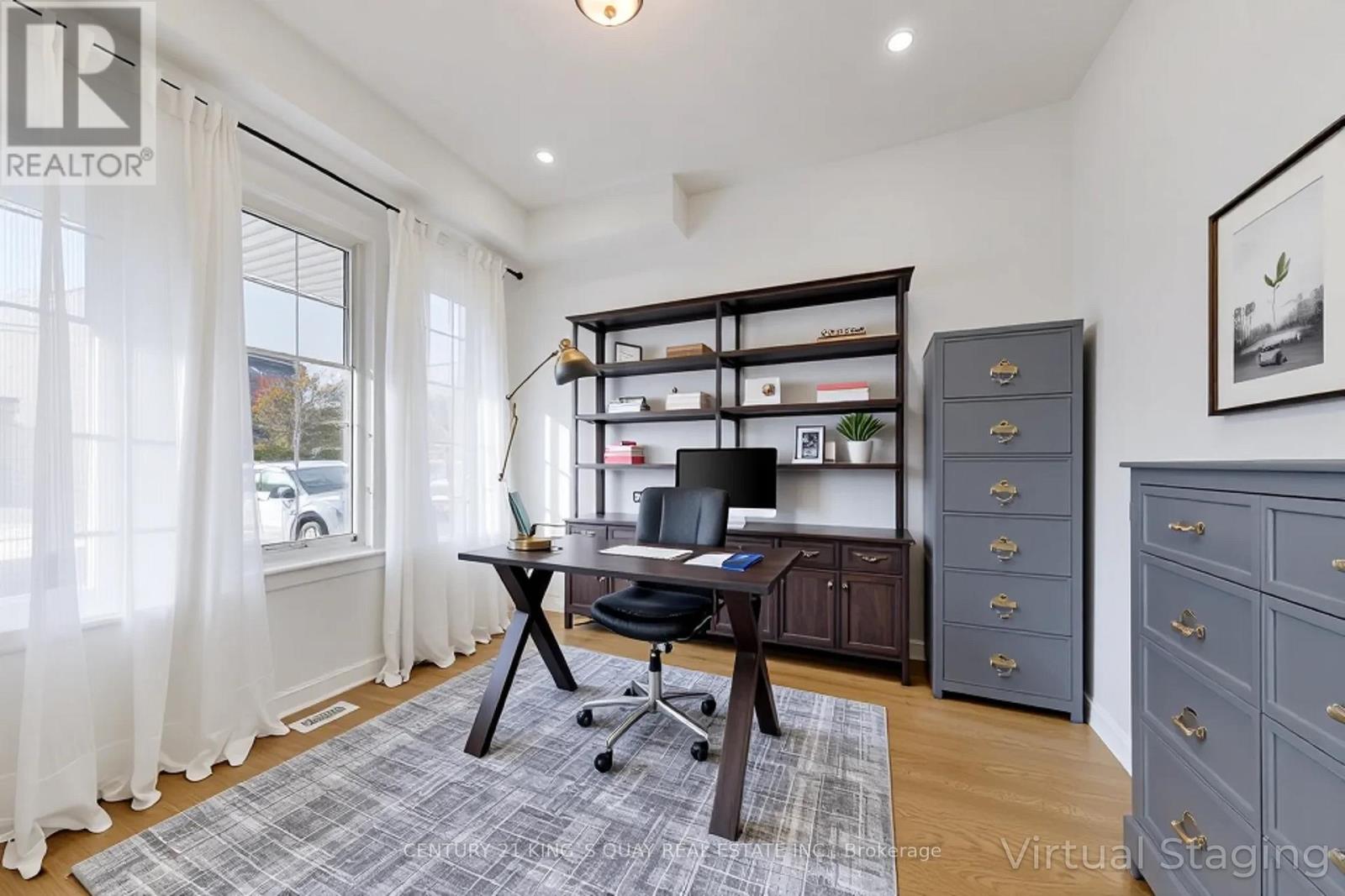 220 Karl Rose Trail, Newmarket, Ontario  L3X 3J3 - Photo 18 - N12483877