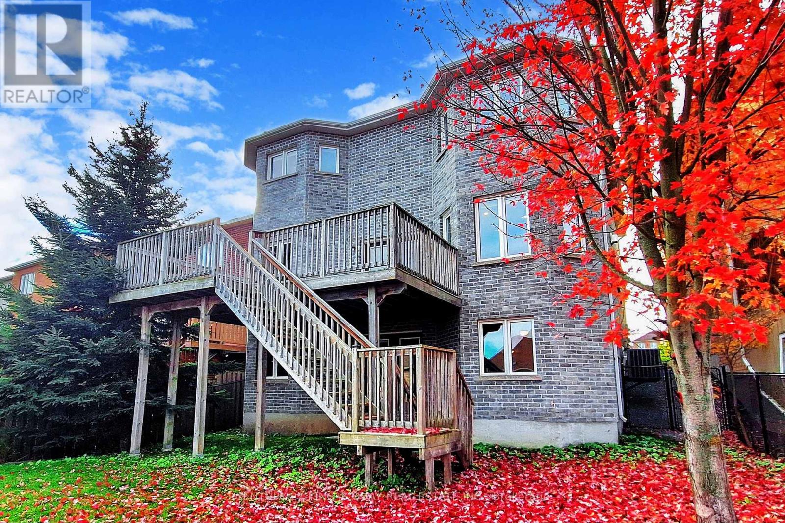 220 Karl Rose Trail, Newmarket, Ontario  L3X 3J3 - Photo 50 - N12483877