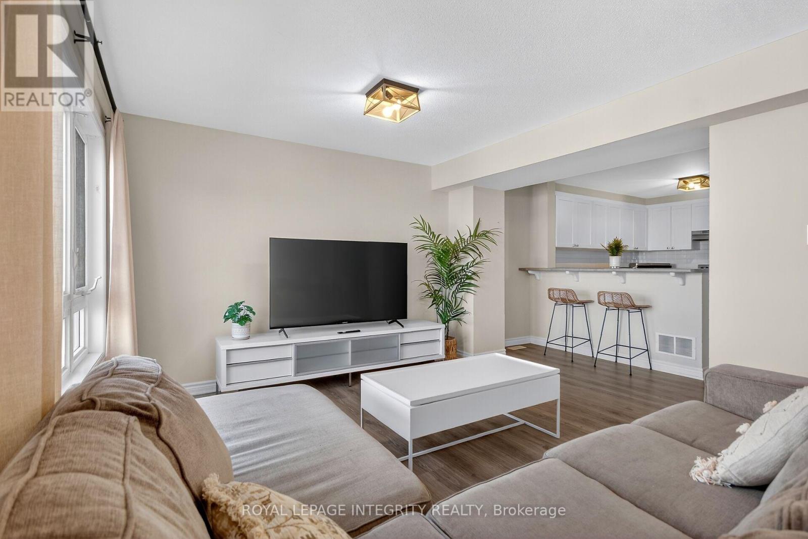 96 Feathertop Lane S, Ottawa, Ontario  K2S 1E7 - Photo 10 - X12462398