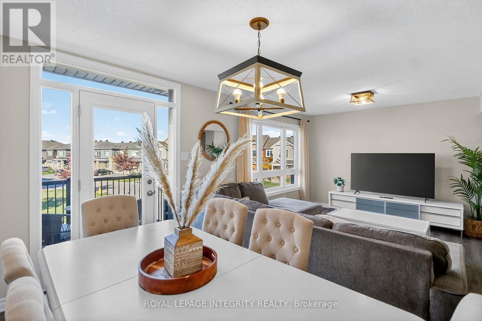 96 Feathertop Lane S, Ottawa, Ontario  K2S 1E7 - Photo 13 - X12462398