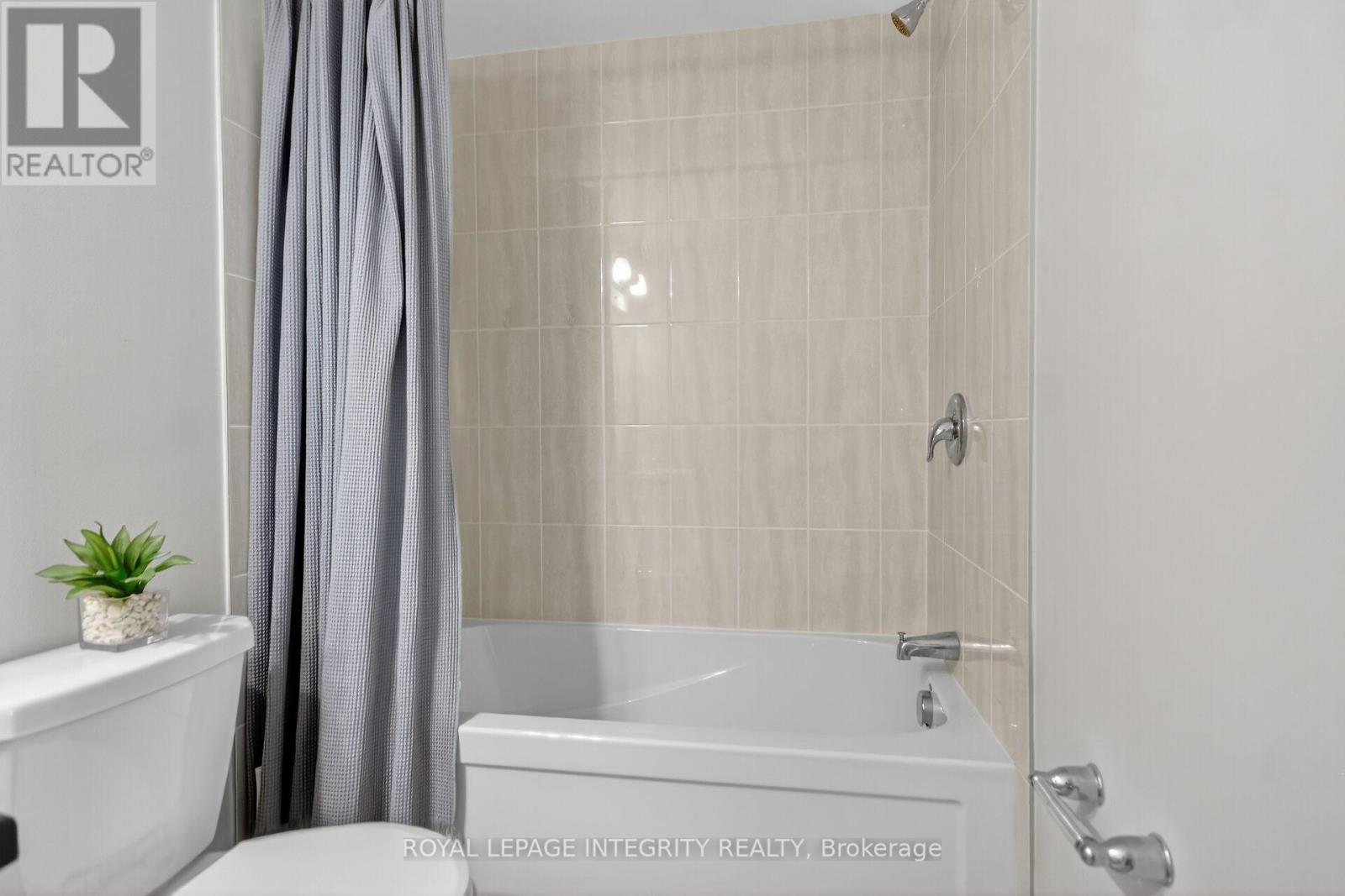 96 Feathertop Lane S, Ottawa, Ontario  K2S 1E7 - Photo 17 - X12462398