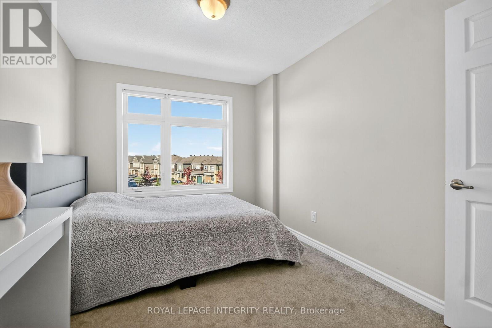 96 Feathertop Lane S, Ottawa, Ontario  K2S 1E7 - Photo 16 - X12462398