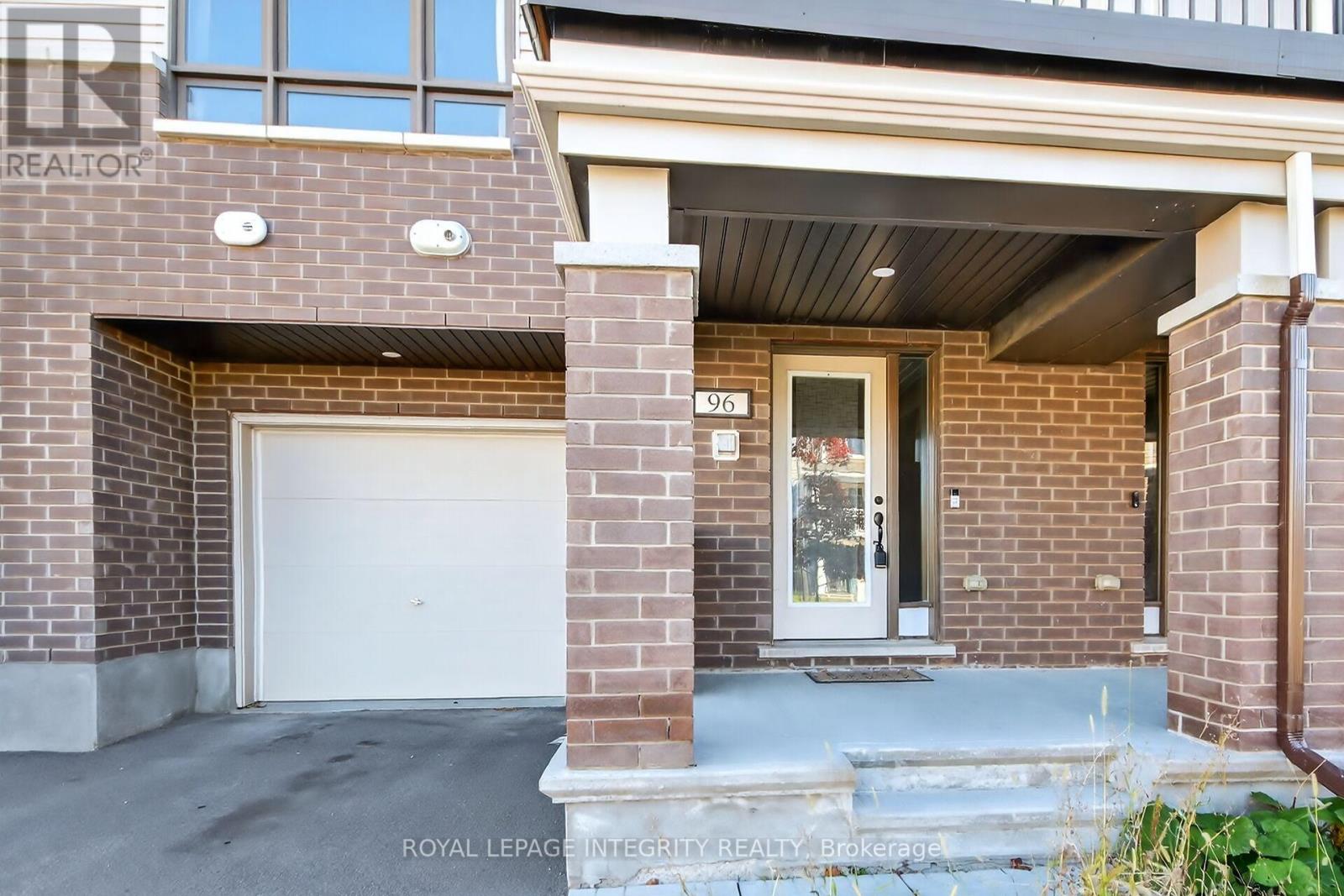 96 Feathertop Lane S, Ottawa, Ontario  K2S 1E7 - Photo 3 - X12462398