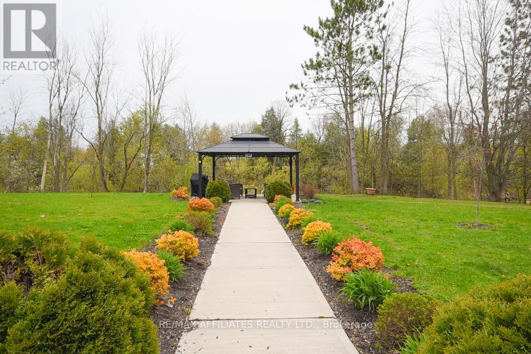 Unit 105 - 300 Solstice Crescent, Russell, Ontario  K0A 1W1 - Photo 18 - X12485308