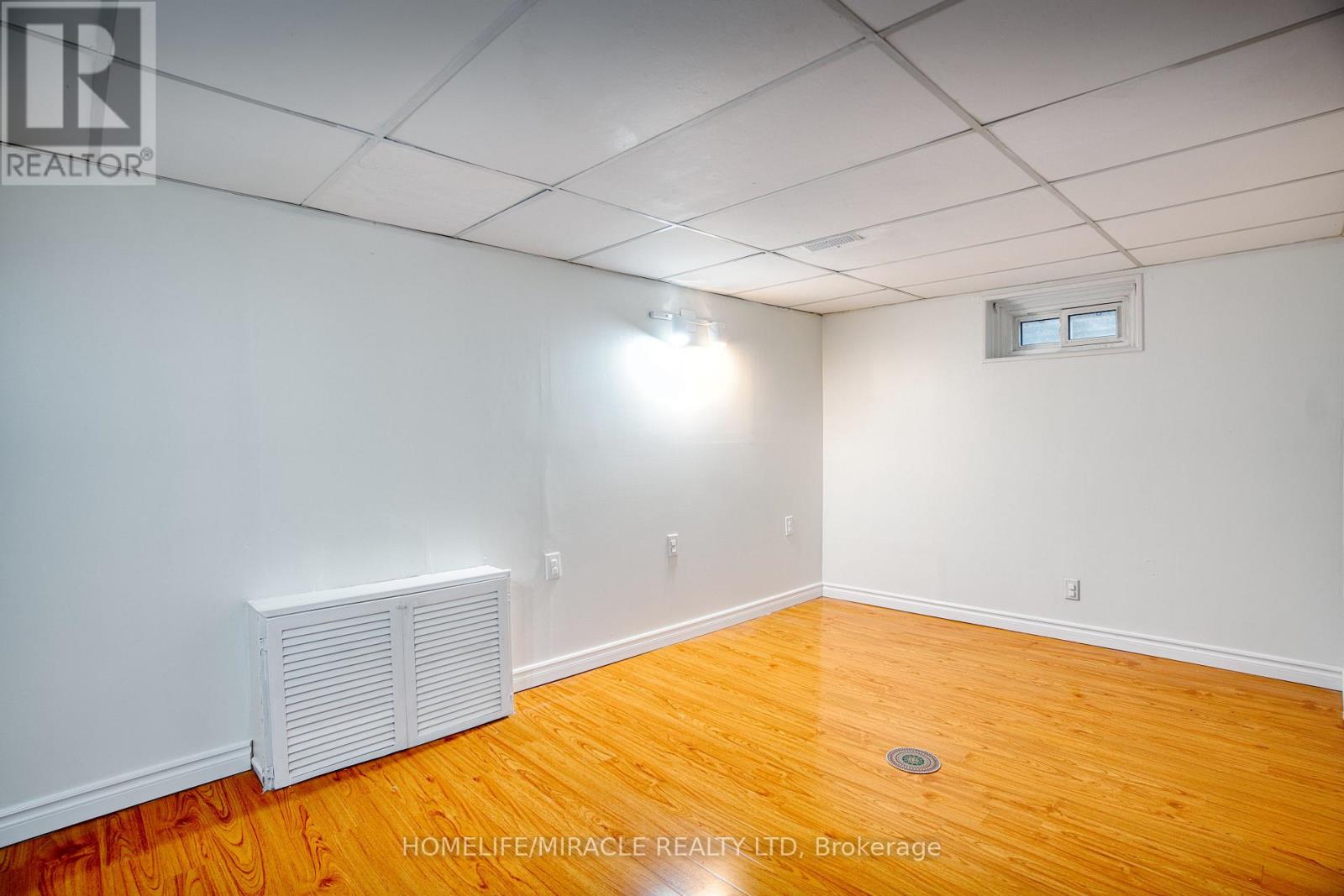 409 - 3353 Martins Pine Crescent, Mississauga, Ontario  L5L 1G3 - Photo 35 - W12486646