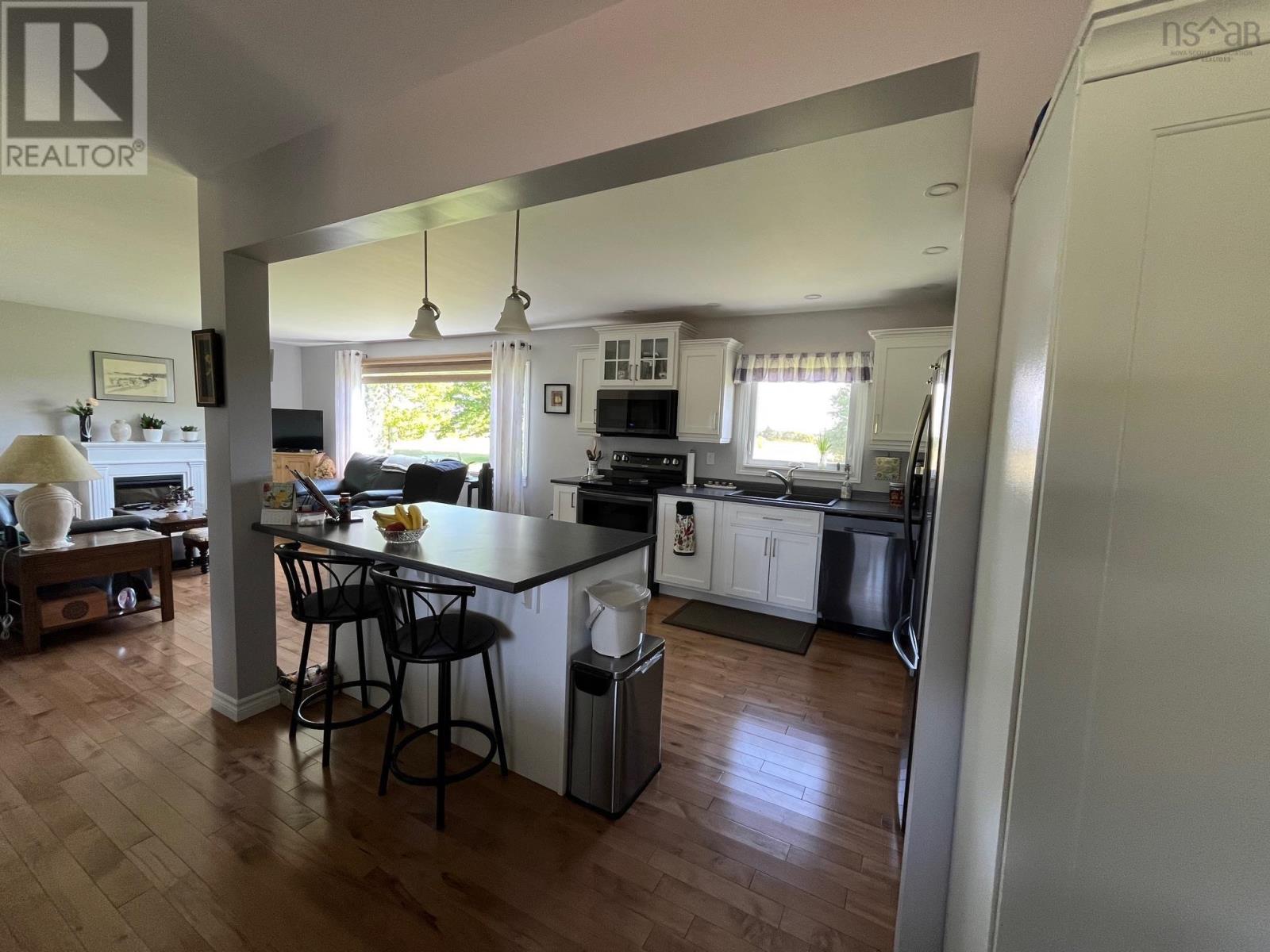 3136 Highway 2, Economy, Nova Scotia  B0M 1B0 - Photo 5 - 202524759