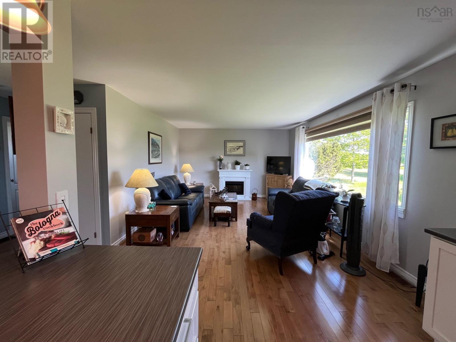 3136 Highway 2, Economy, Nova Scotia  B0M 1B0 - Photo 10 - 202524759