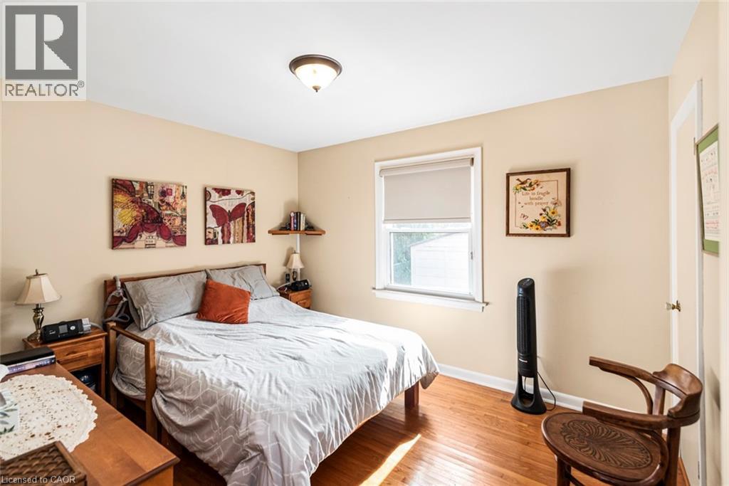 321 East 15th Street, Hamilton, Ontario  L9A 4G6 - Photo 17 - 40759964