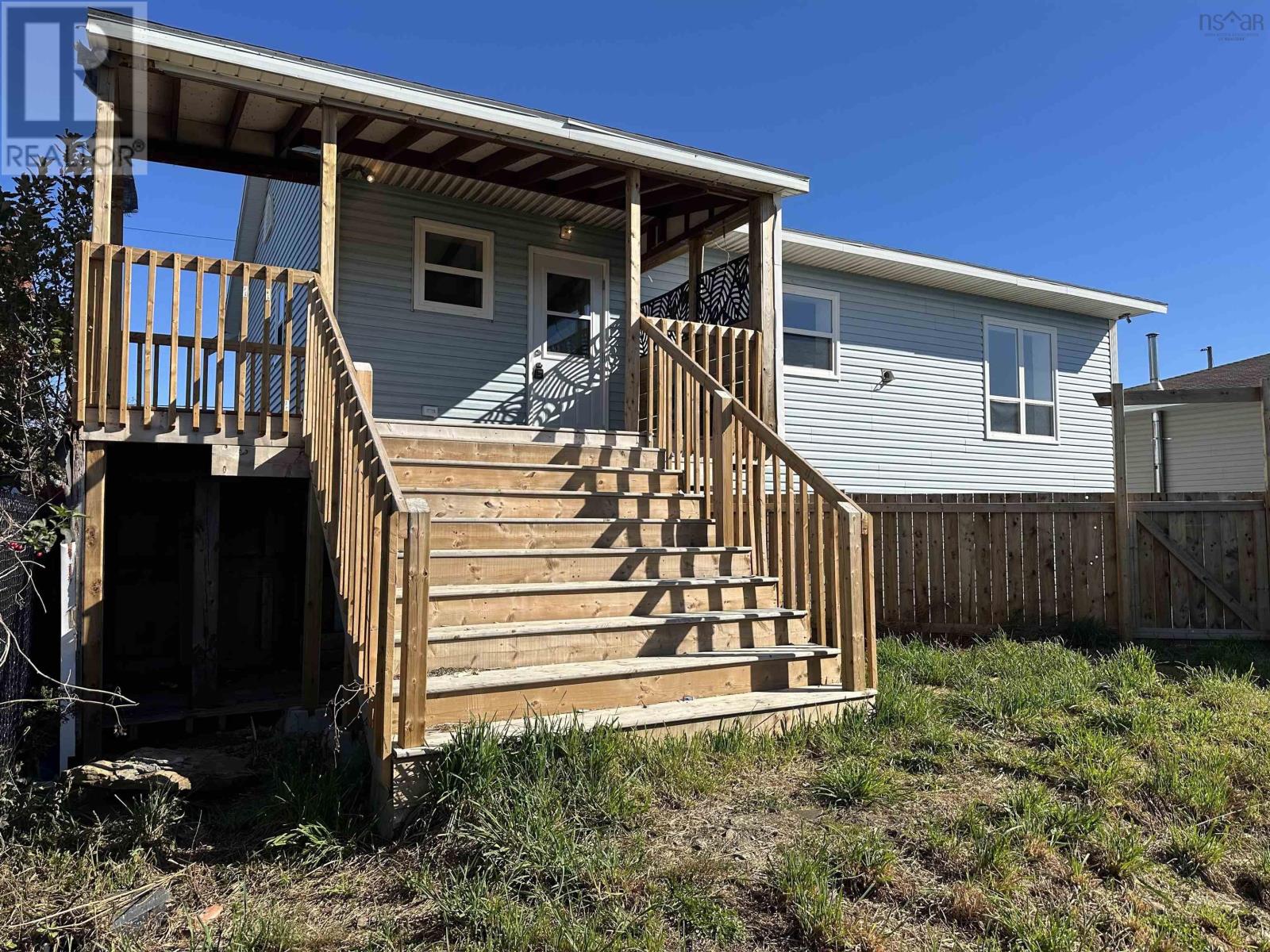 14 Crescent Drive, Glace Bay, Nova Scotia  B1A 2J4 - Photo 4 - 202526144