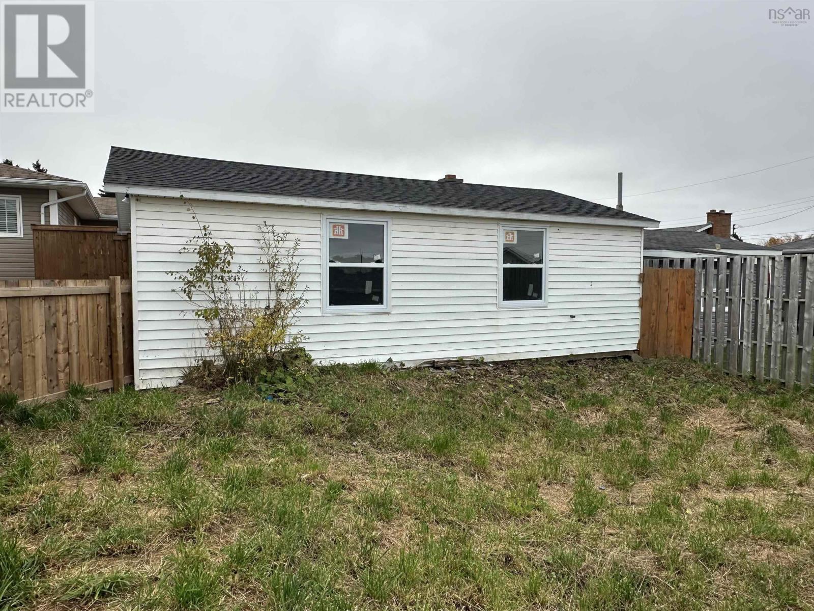 14 Crescent Drive, Glace Bay, Nova Scotia  B1A 2J4 - Photo 41 - 202526144