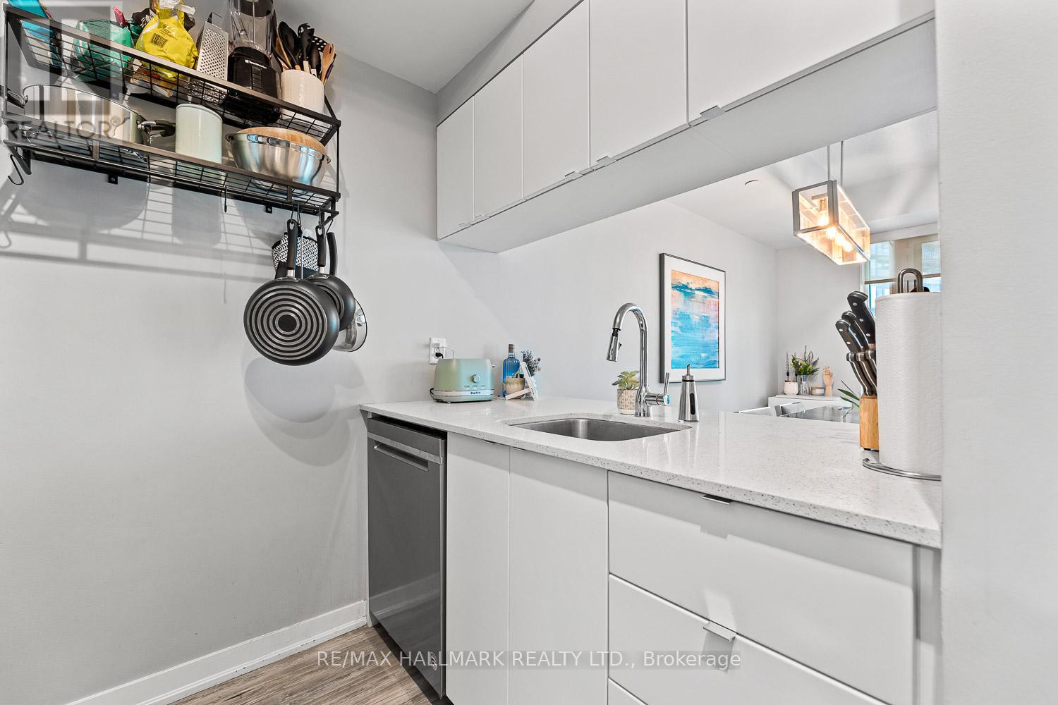 709 - 69 Lynn Williams Street, Toronto, Ontario  M6K 3R7 - Photo 6 - C12487105